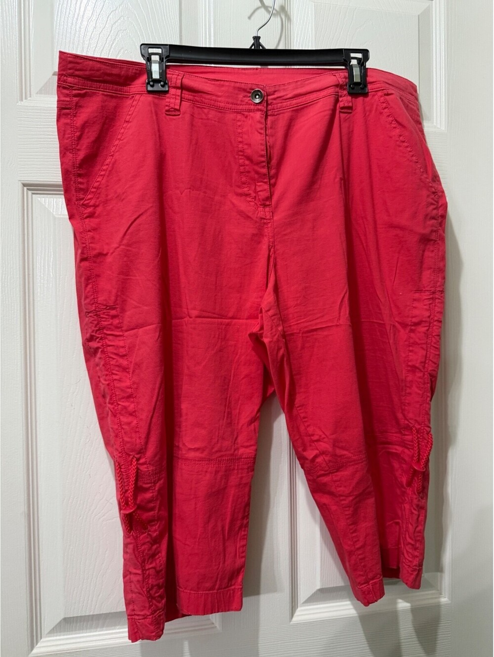 Bay Studio Red Capris 14